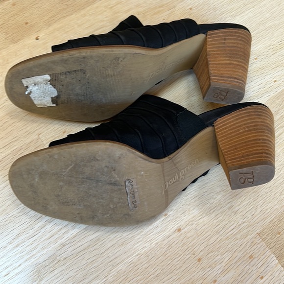 Black Paul Green Heels - Picture 3 of 7